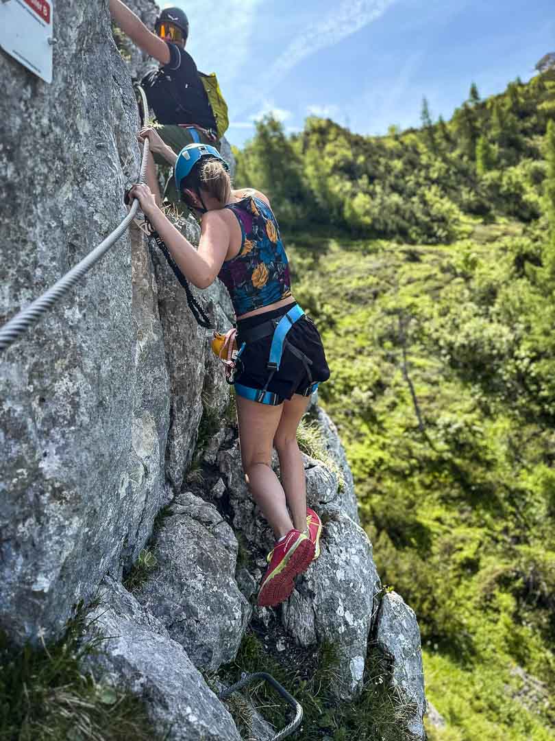 Mehr über den Artikel erfahren Erste Schritte im Klettersteig: der Schützensteig am Jenner